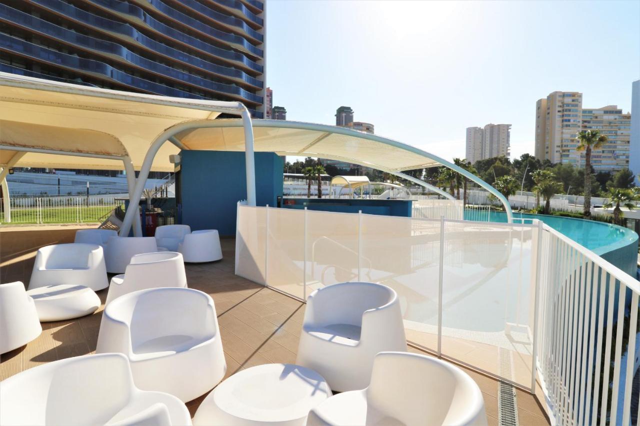 Sunset Waves Deluxe Apartments Poniente Beach Resort Benidorm Exterior foto